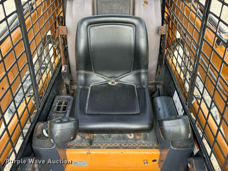 image for item DV1966 2005 Case 435 skid steer loader