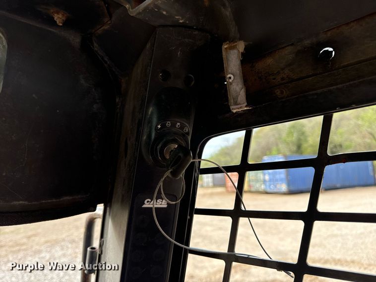 image for item DV1966 2005 Case 435 skid steer loader