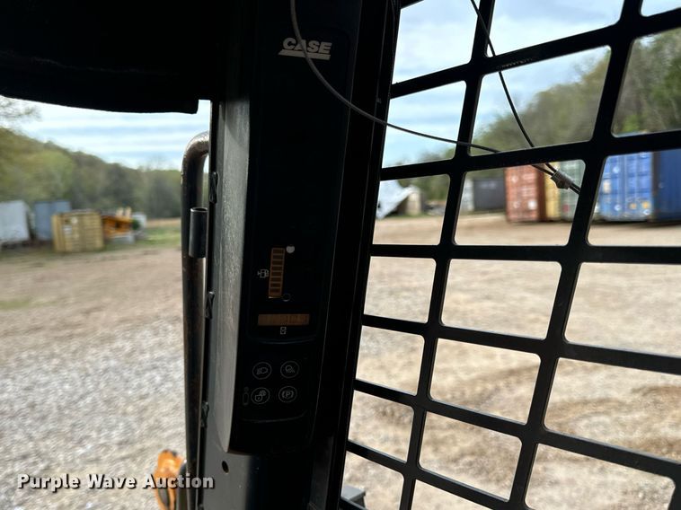 image for item DV1966 2005 Case 435 skid steer loader