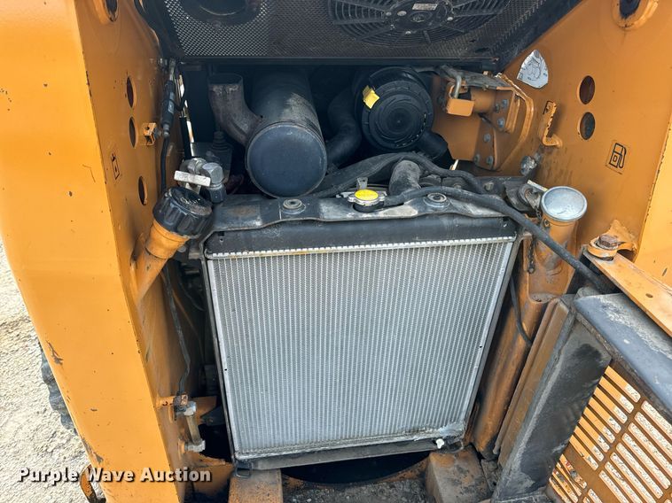 image for item DV1966 2005 Case 435 skid steer loader