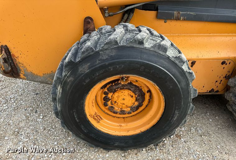 image for item DV1966 2005 Case 435 skid steer loader