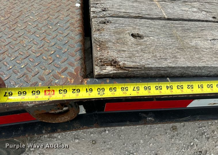 image for item DV1971 2015 Trail-King TK20LP-242 equipment trailer