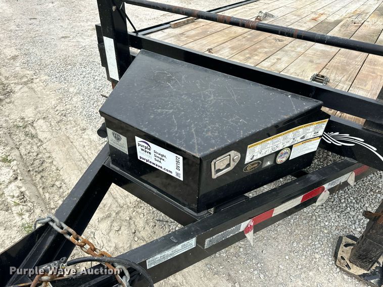 image for item DV1972 2017 Trailerman CST7242S14 equipment trailer