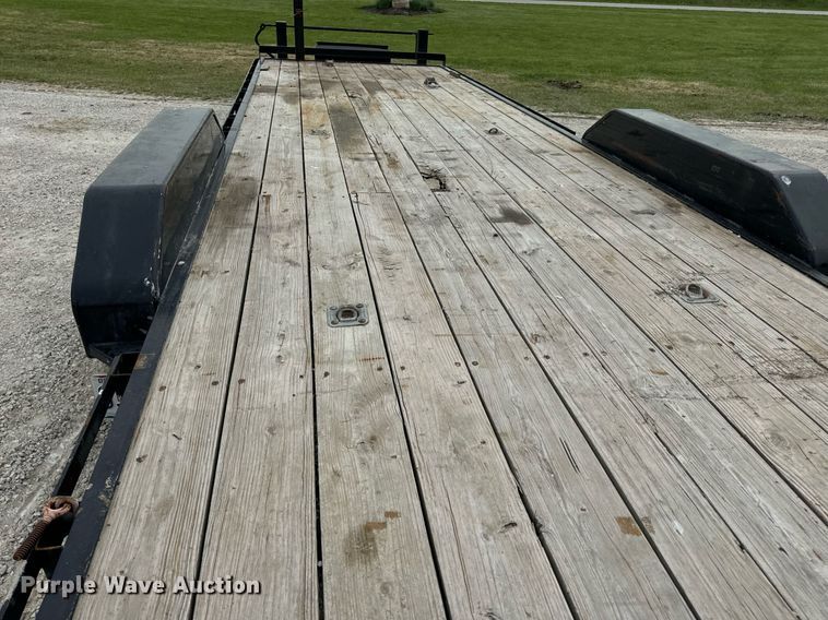 image for item DV1972 2017 Trailerman CST7242S14 equipment trailer