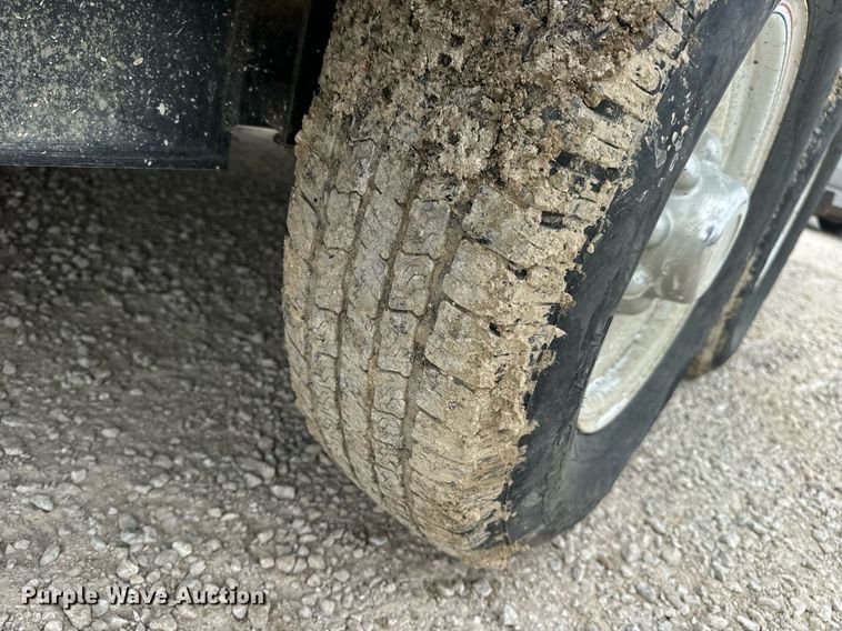 image for item DV1972 2017 Trailerman CST7242S14 equipment trailer