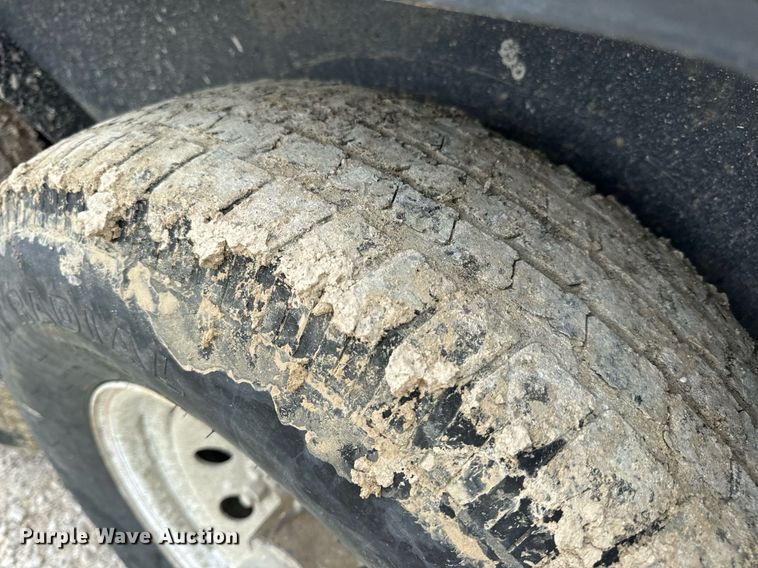 image for item DV1972 2017 Trailerman CST7242S14 equipment trailer