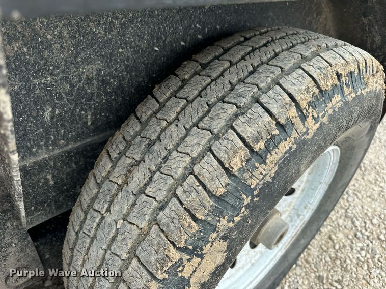 image for item DV1972 2017 Trailerman CST7242S14 equipment trailer