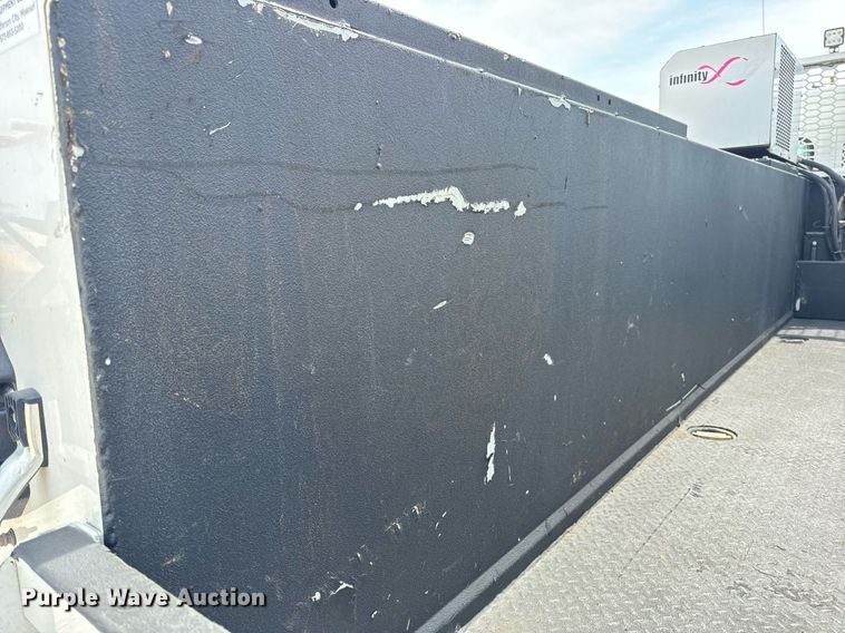 image for item DV1973 2020 Kenworth T370 utility / service truck