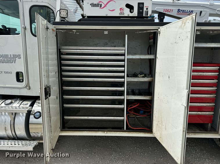 image for item DV1973 2020 Kenworth T370 utility / service truck