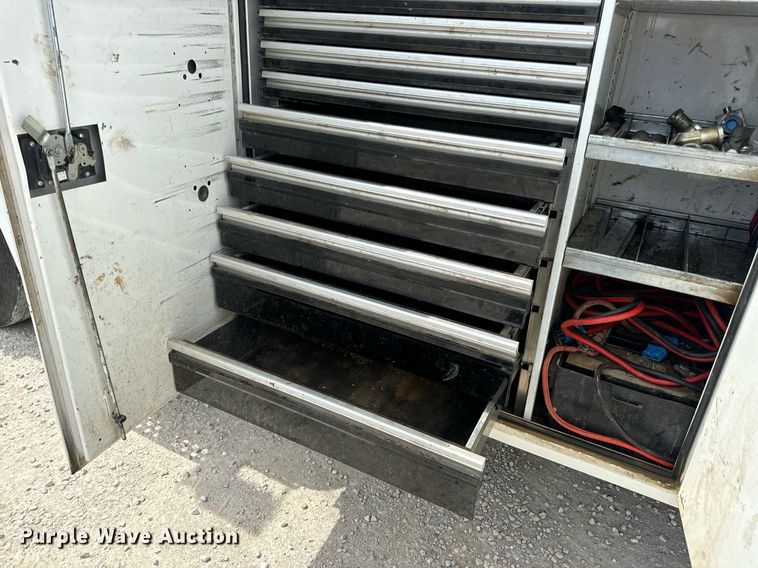 image for item DV1973 2020 Kenworth T370 utility / service truck