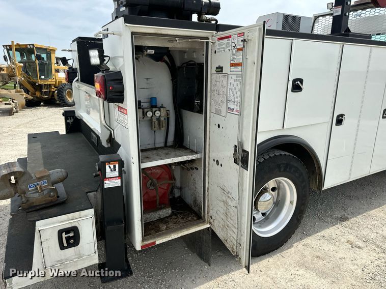 image for item DV1973 2020 Kenworth T370 utility / service truck