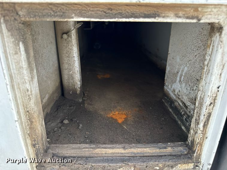 image for item DV1973 2020 Kenworth T370 utility / service truck