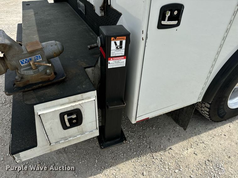 image for item DV1973 2020 Kenworth T370 utility / service truck