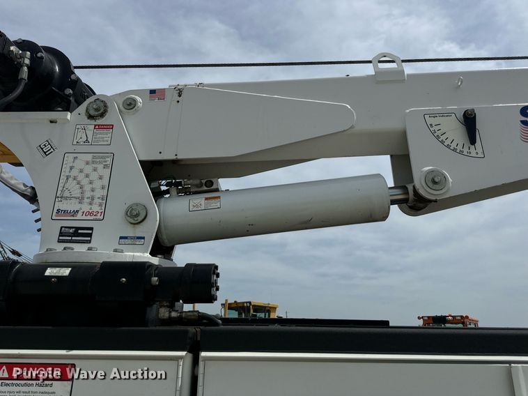 image for item DV1973 2020 Kenworth T370 utility / service truck