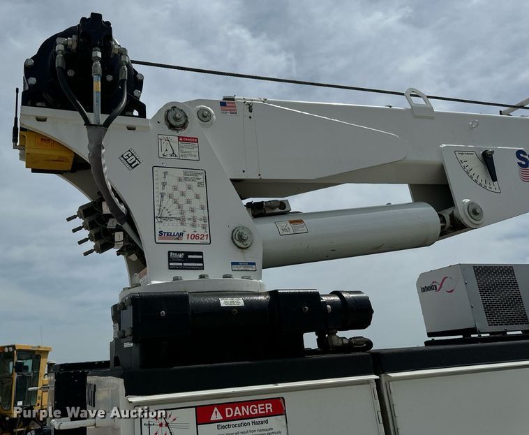 image for item DV1973 2020 Kenworth T370 utility / service truck