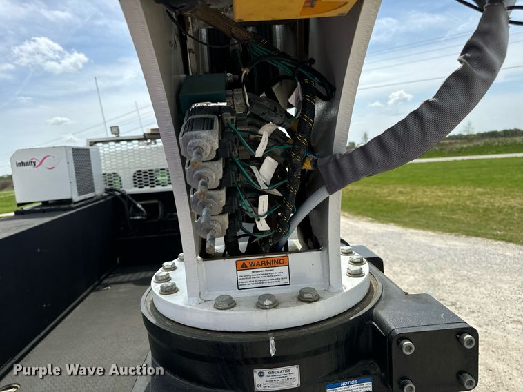 image for item DV1973 2020 Kenworth T370 utility / service truck