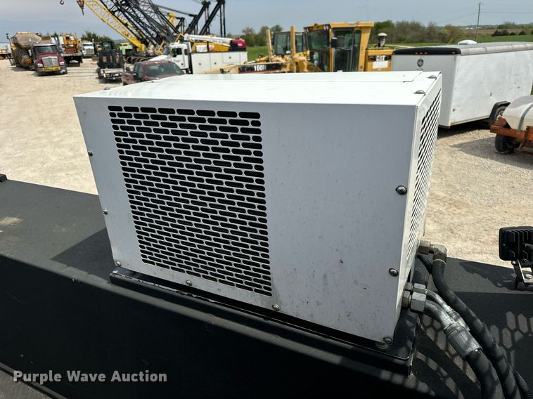 image for item DV1973 2020 Kenworth T370 utility / service truck