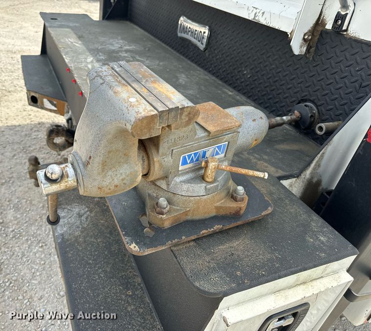 image for item DV1973 2020 Kenworth T370 utility / service truck