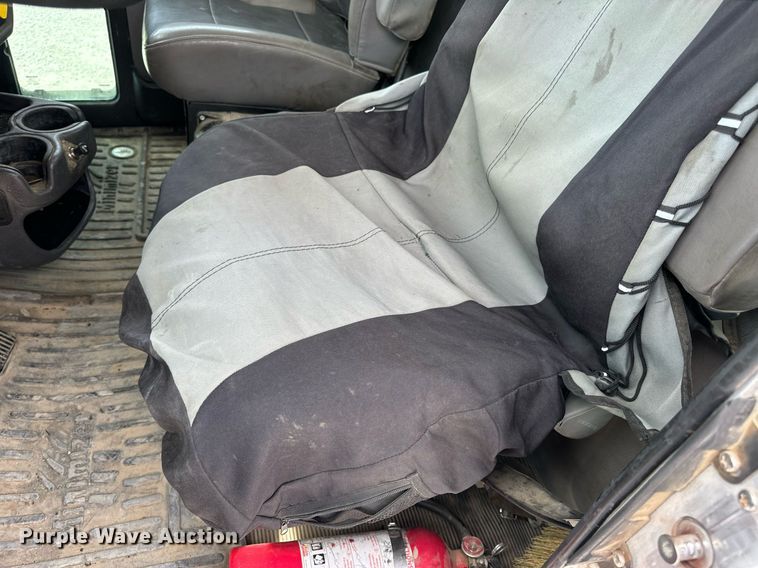 image for item DV1973 2020 Kenworth T370 utility / service truck