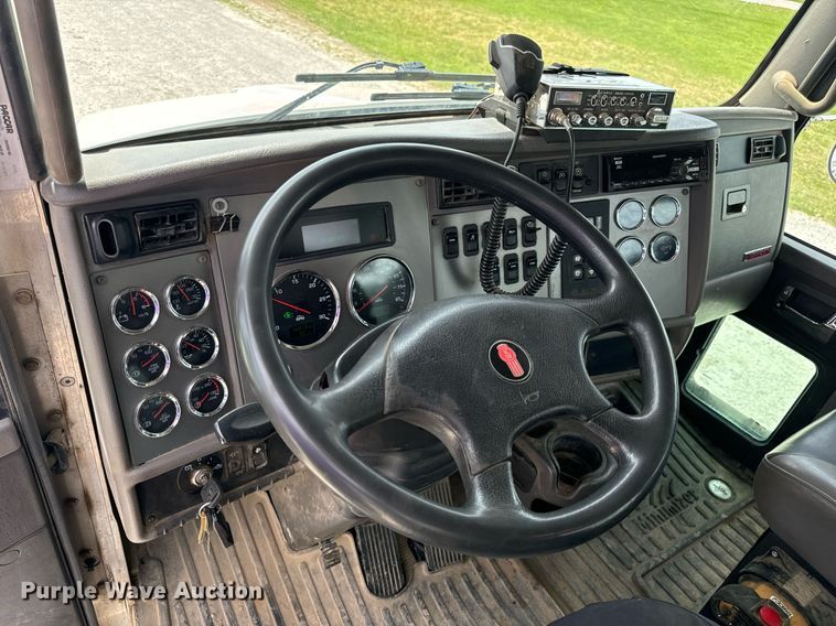 image for item DV1973 2020 Kenworth T370 utility / service truck