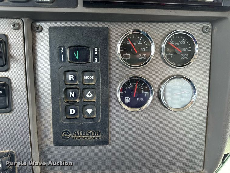 image for item DV1973 2020 Kenworth T370 utility / service truck