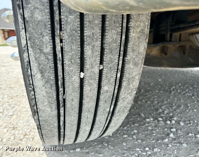 image for item DV1973 2020 Kenworth T370 utility / service truck