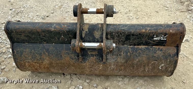 image for item DV1974 Caterpillar excavator bucket