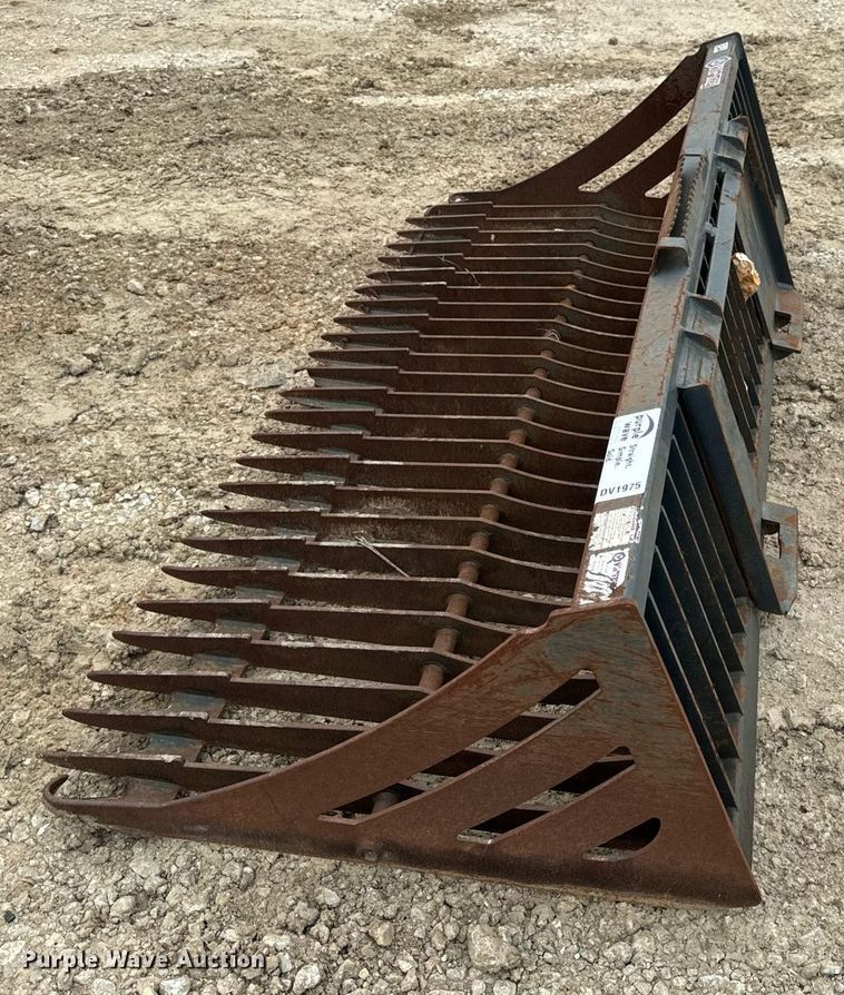 image for item DV1975 Virnig skid steer rock bucket