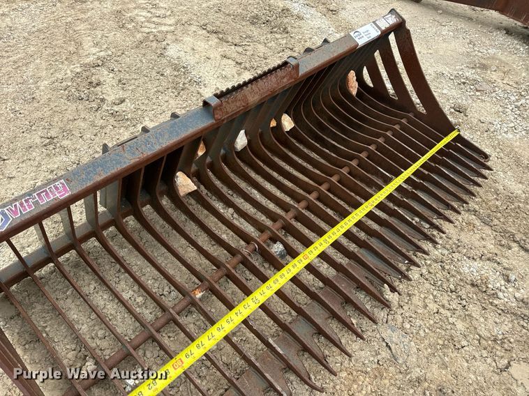 image for item DV1975 Virnig skid steer rock bucket