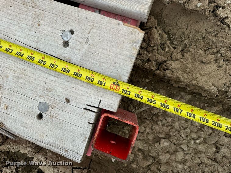 image for item DV1981 Overhang stripping buggy