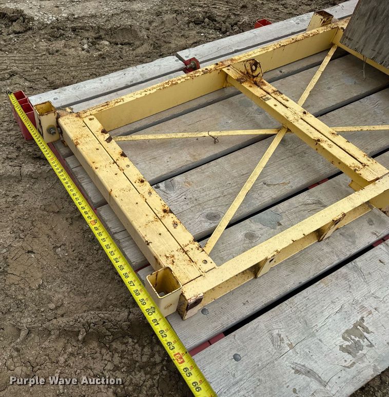 image for item DV1981 Overhang stripping buggy