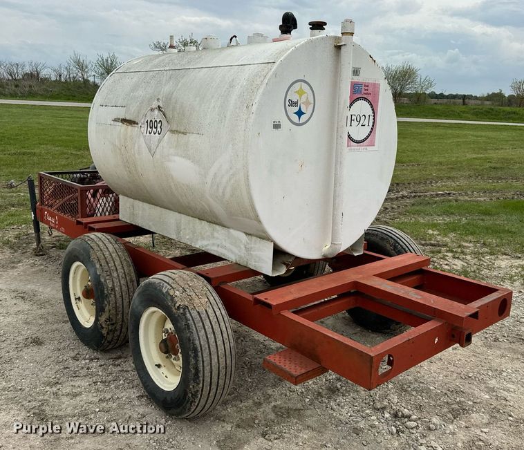 image for item DV1982 Elsass Fabrication Ltd. 1025 fuel tank trailer