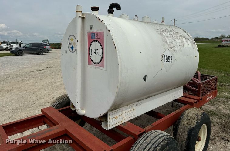 image for item DV1982 Elsass Fabrication Ltd. 1025 fuel tank trailer