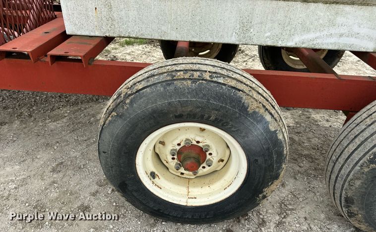 image for item DV1982 Elsass Fabrication Ltd. 1025 fuel tank trailer