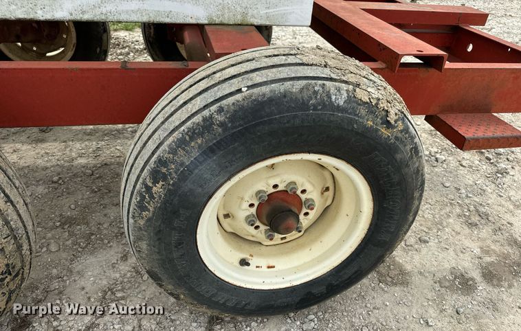 image for item DV1982 Elsass Fabrication Ltd. 1025 fuel tank trailer