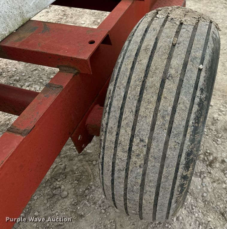 image for item DV1982 Elsass Fabrication Ltd. 1025 fuel tank trailer