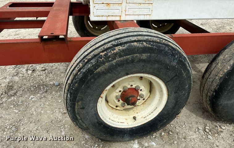 image for item DV1982 Elsass Fabrication Ltd. 1025 fuel tank trailer