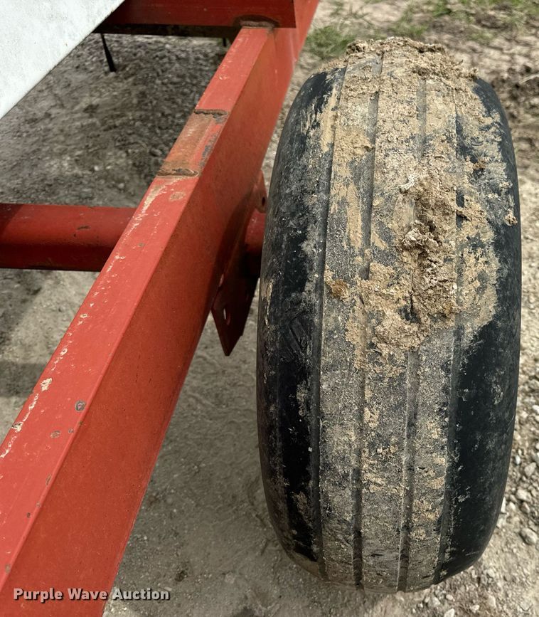 image for item DV1982 Elsass Fabrication Ltd. 1025 fuel tank trailer