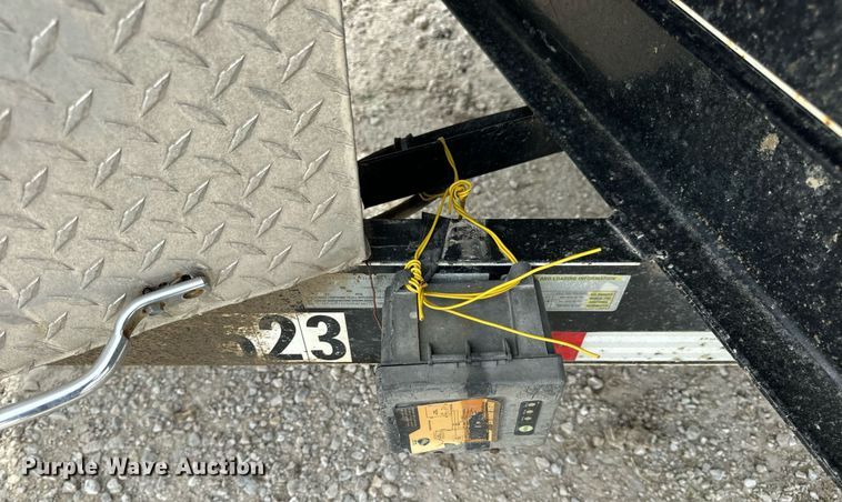 image for item DV1983 2017 Doolittle 8214-HD dump trailer