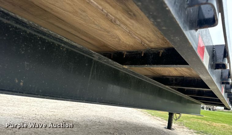 image for item DV1984 2021 Trailerman T102185CD-B-140 equipment trailer