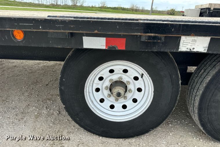 image for item DV1984 2021 Trailerman T102185CD-B-140 equipment trailer