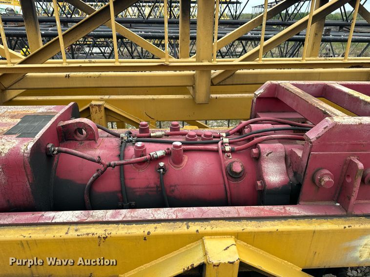 image for item DV1985 2015 SPI D30-32 pile driver