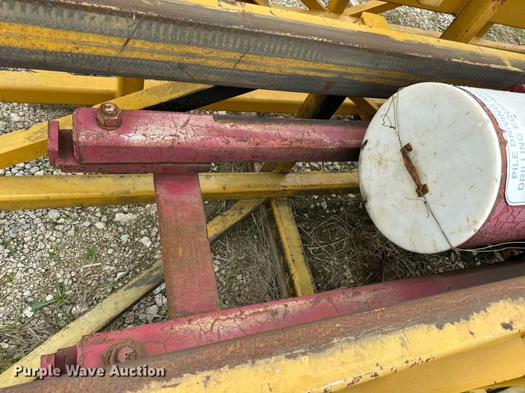 image for item DV1985 2015 SPI D30-32 pile driver