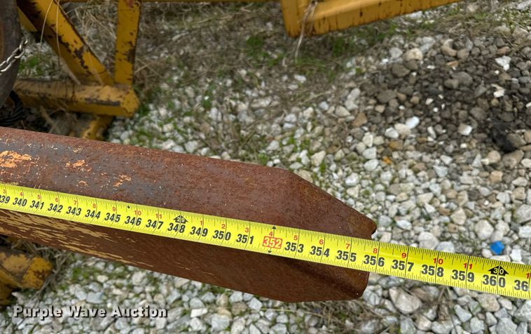 image for item DV1985 2015 SPI D30-32 pile driver