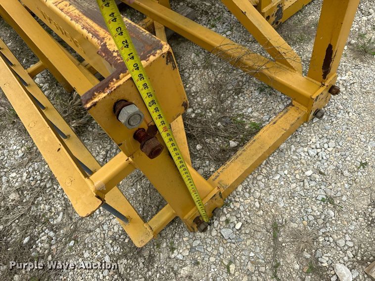 image for item DV1985 2015 SPI D30-32 pile driver