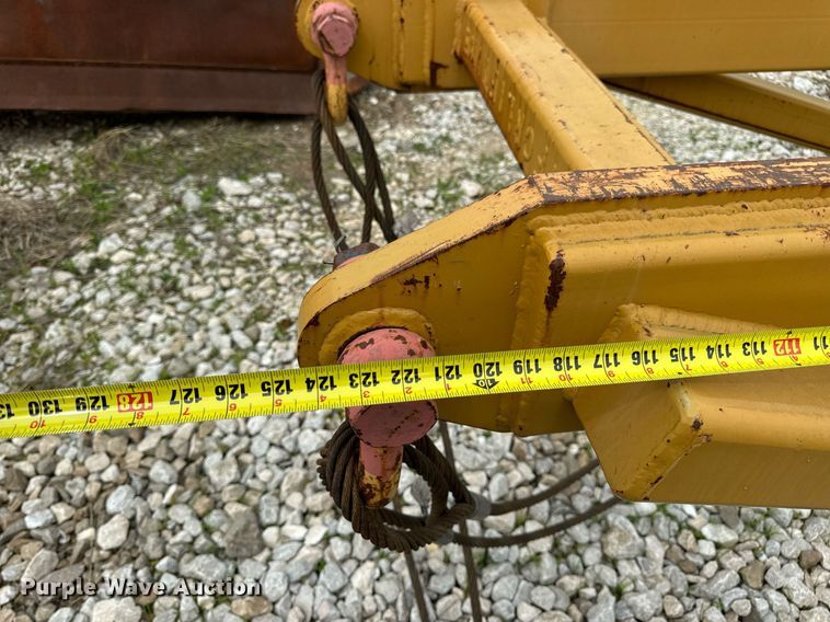 image for item DV1985 2015 SPI D30-32 pile driver