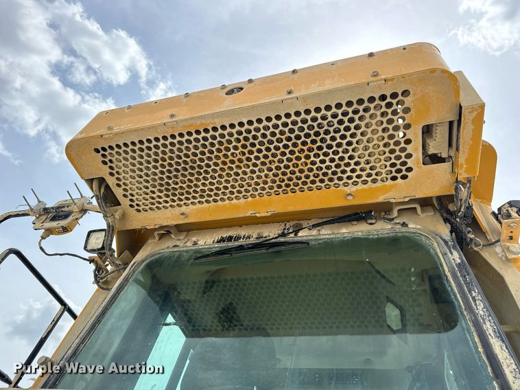 image for item DV1991 2016 Caterpillar D6T XW dozer