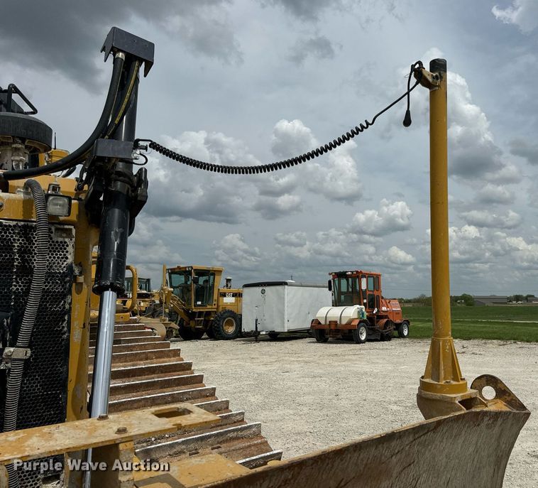 image for item DV1991 2016 Caterpillar D6T XW dozer