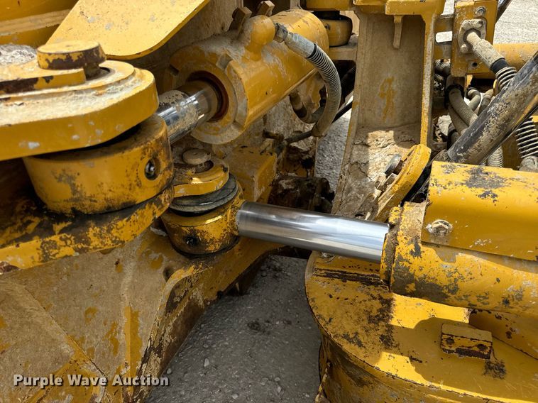 image for item DV1991 2016 Caterpillar D6T XW dozer