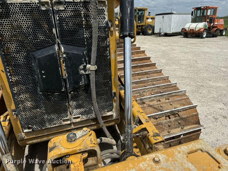 image for item DV1991 2016 Caterpillar D6T XW dozer